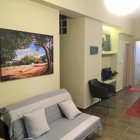 Premium Apartment Lycabettus 3-Bedrooms Athena Bagian luar foto