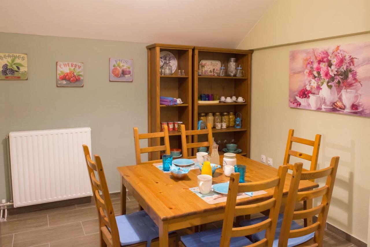 Premium Apartment Lycabettus 3-Bedrooms Athena Bagian luar foto