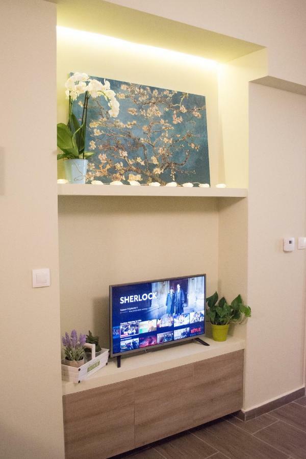 Premium Apartment Lycabettus 3-Bedrooms Athena Bagian luar foto