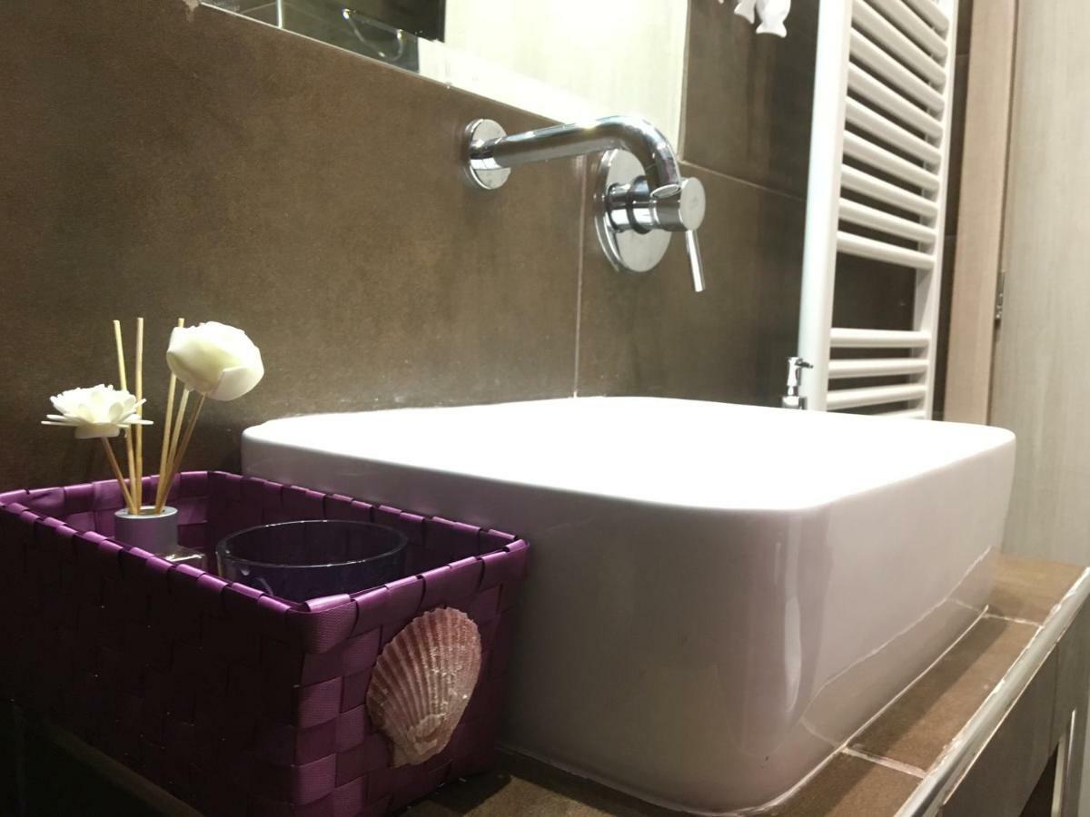 Premium Apartment Lycabettus 3-Bedrooms Athena Bagian luar foto